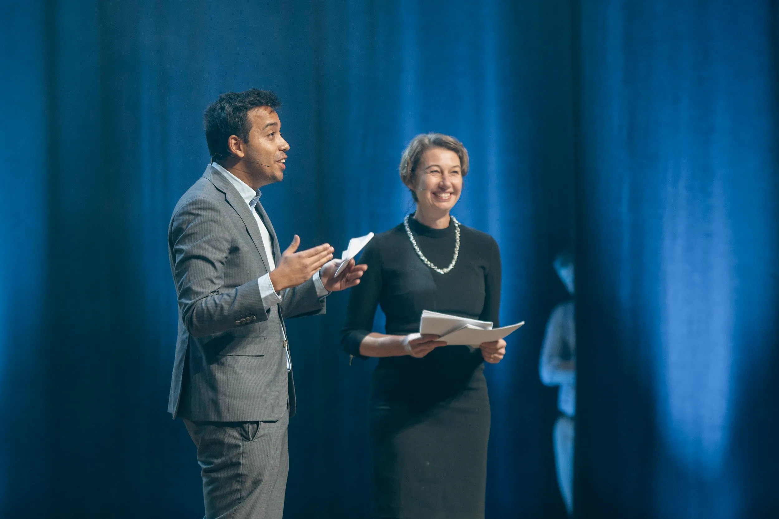 Åpning av Keith Mellingen (VRINN) og Silvija Seres som var konferansier.